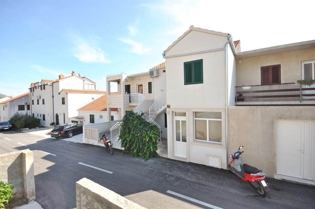 Apartment Anic Bol Dış mekan fotoğraf