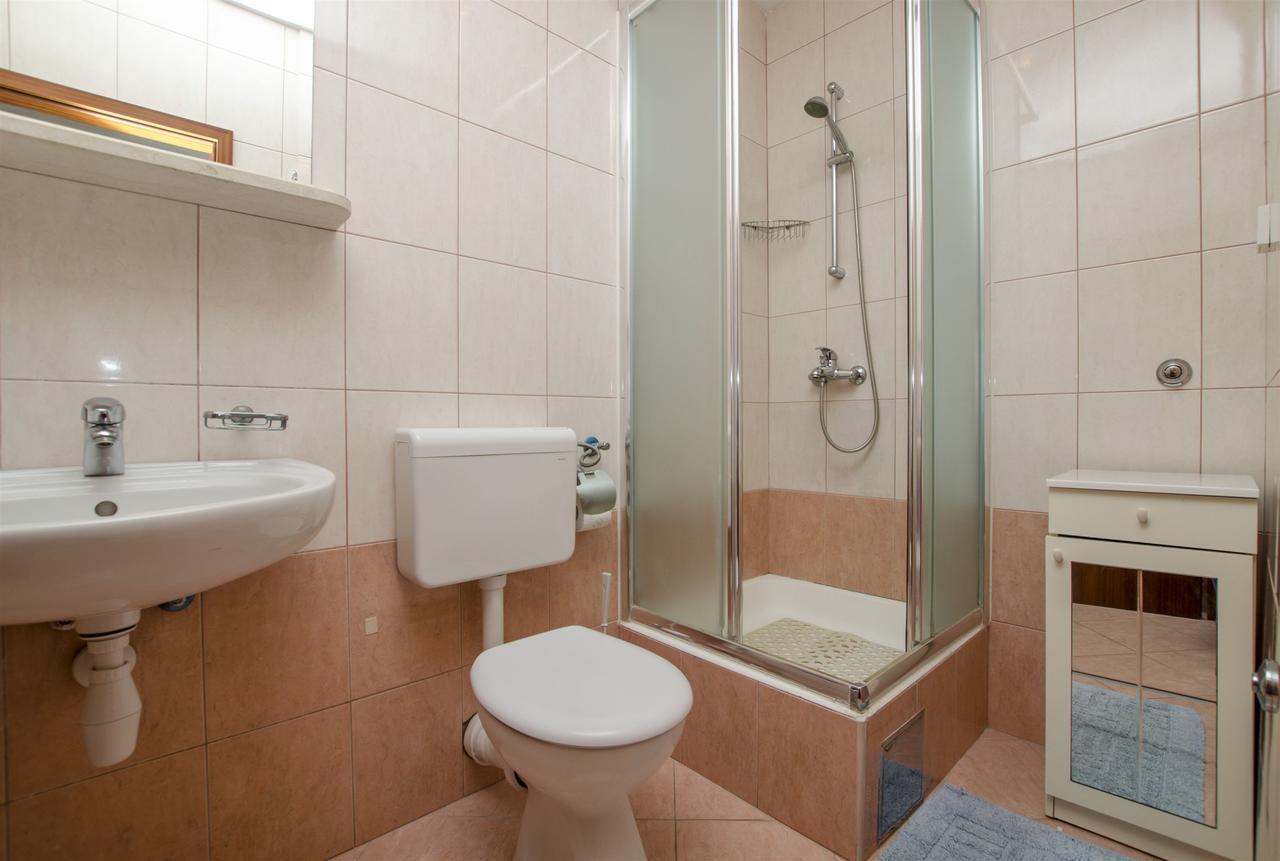 Apartment Anic Bol Dış mekan fotoğraf